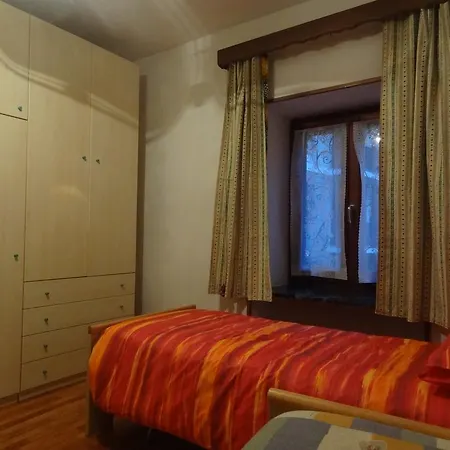 Sunlake Apartment