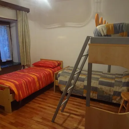 Sunlake Apartment *